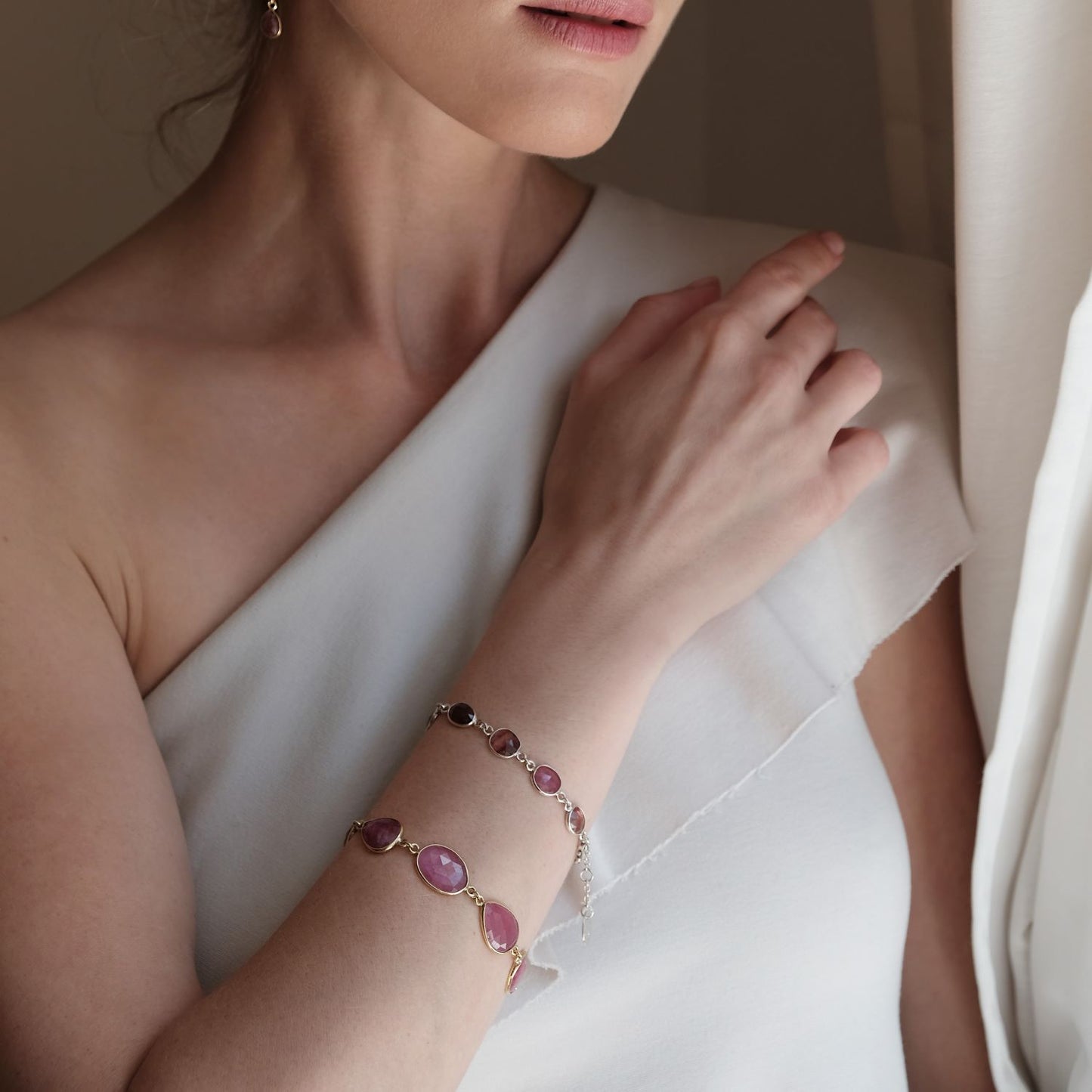 Pink Sapphire Gold Bracelet | Elegant and Luxurious